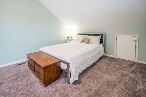 45551 Peninsula Dr, Grand Junction MI 49056-9462 exterior