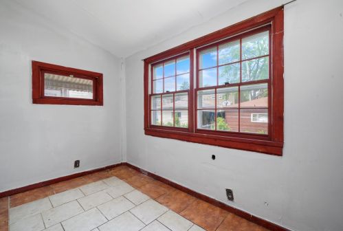 4232 Wellington Ave, Chicago IL 60641-5355 exterior