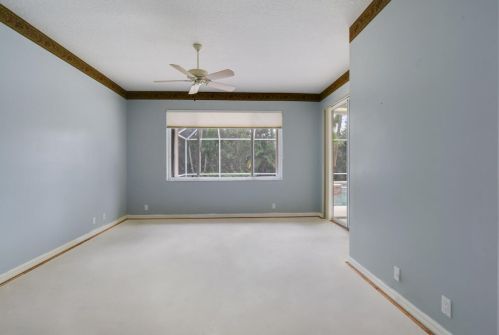 19058 Loxahatchee Riv Rd, Jupiter FL 33458-2412 exterior