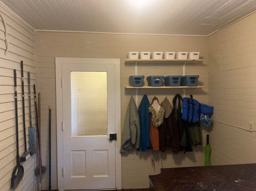 206 Michigan Ave, Dowagiac MI 49047-1908 exterior