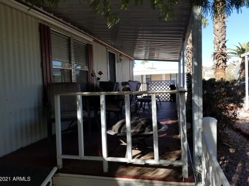 1705 Charleston Ave, Phoenix AZ 85023-1218 exterior