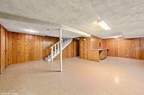 333 Sturges Pkwy, Elmhurst IL 60126-3339 exterior