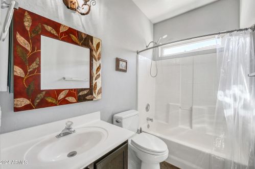 2542 Indian Wl Pl, Chandler AZ 85249-4168 exterior