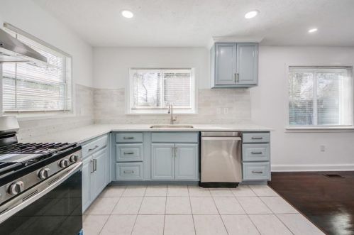 2100 Cascade Rd, Atlanta GA 30311-2830 exterior