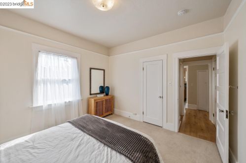 2122 Sacramento St, Berkeley CA 94702-1905 exterior