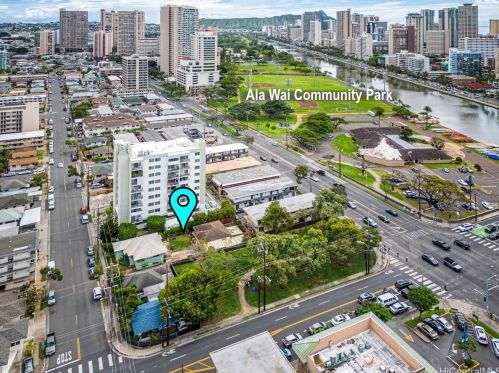 2011 Lime St, Honolulu HI 96826-5904 exterior