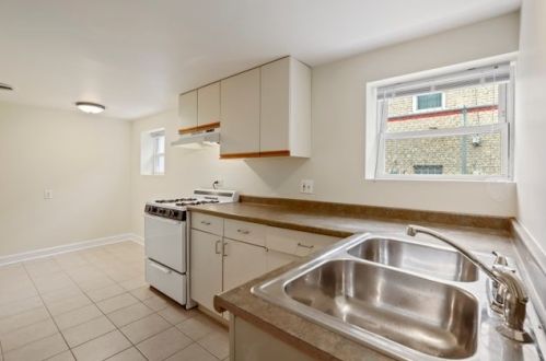 4100 Central Ave, Chicago IL 60639-2934 exterior