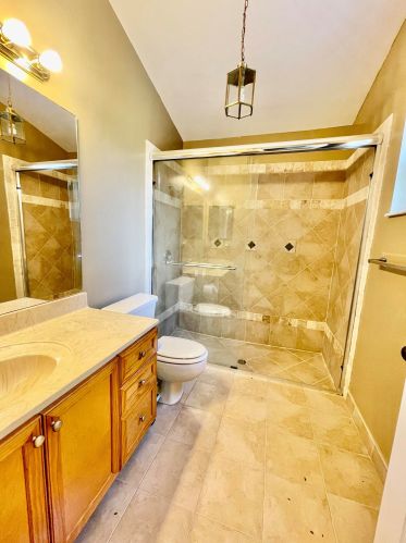 1803 Stonehaven Dr, Boynton Beach FL 33436-6702 exterior