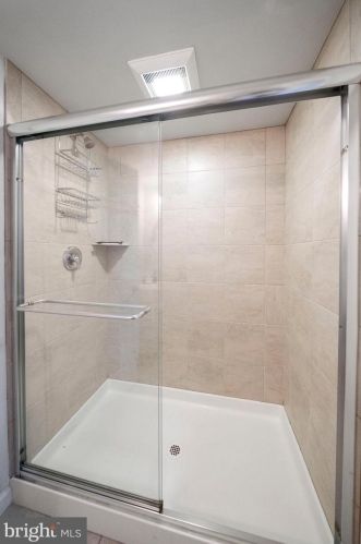 4257 Boone St, Philadelphia PA 19128-5003 exterior