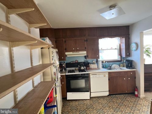 2873 Southwick Dr, Lancaster PA 17601-3552 exterior