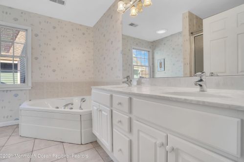 907 Ellison Ave, Point Pleasant Beach NJ 08742-2934 exterior