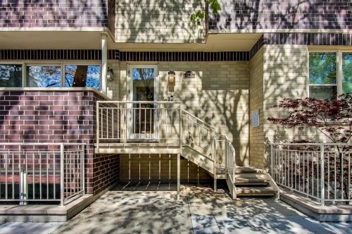 1937 Wilmot Ave, Chicago IL 60647-4427 exterior