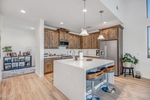 47511 23 Dr, Phoenix AZ 85041-7616 exterior