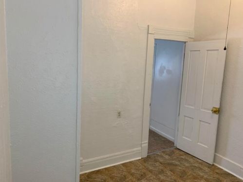 131 Myrtle Ave, Meskegon MI 49442-3243 exterior