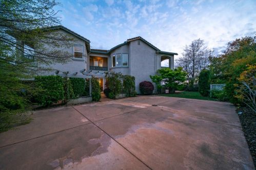 1380 Souza Dr, Folsom CA  95762-7561 exterior