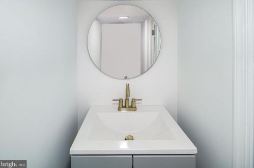 2238 17th St, Philadelphia PA  19132-4403 exterior