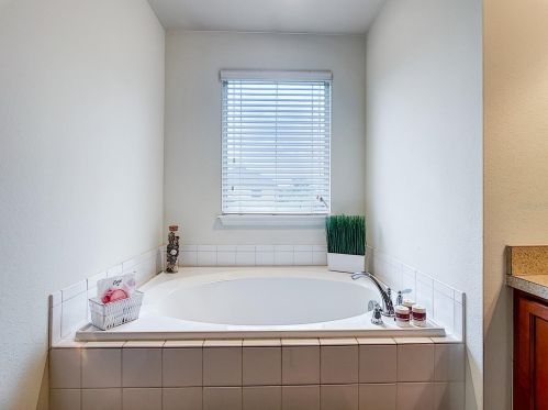 9044 Aspen Hollow Pl, Riverview FL 33578-3120 exterior