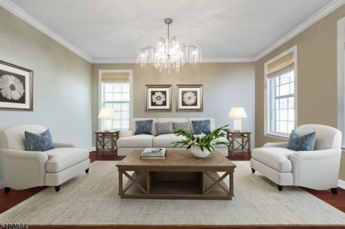 31 Bellavista Ct, Edison, NJ 08820-4438