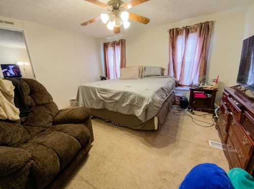 266 Lk Rosemary Cir, Defuniak Springs FL 32433-9610 exterior