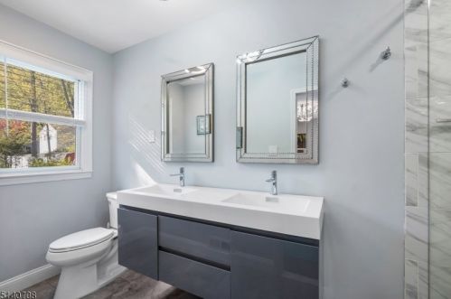 1626 Larkspur Dr, Mountainside NJ  07092-1347 exterior