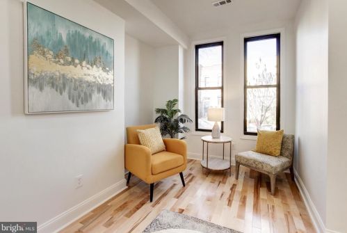 1335 Emerald St, Washington DC 20002-5432 exterior