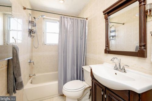 1417 Friendship St, Philadelphia PA 19149-1620 exterior