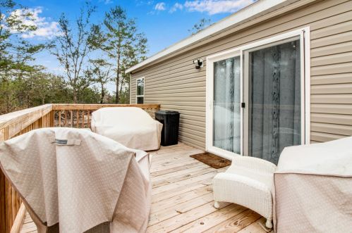 190 Woodlands Blvd, Defuniak Springs FL  32433-7278 exterior