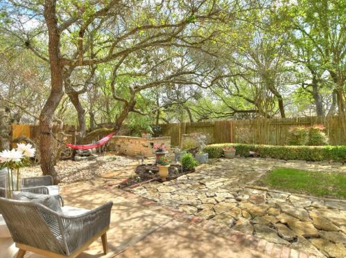 10305 Ember Gln Dr, Austin TX 78726-1388 exterior