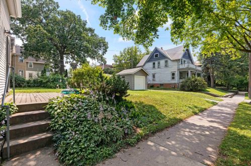 3379 Newhall St, Milwaukee WI 53211-3045 exterior