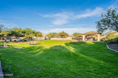 1930 Carson Rd, Phoenix AZ 85041-6614 exterior