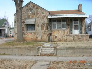723 Webster St, Springfield MO  65802-1942 exterior