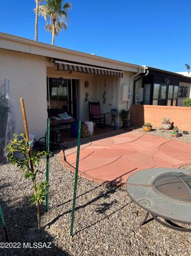 1129 Alpine Cir, Green Valley AZ 85614-1817 exterior