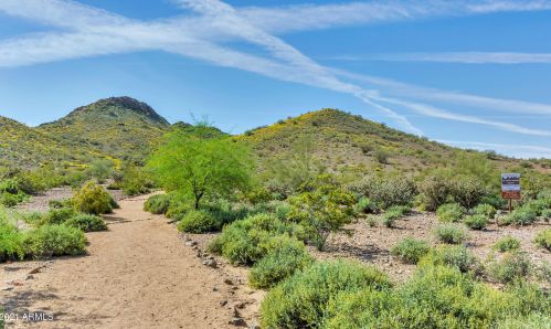 12440 27 Way, Phoenix AZ 85032-1652 exterior