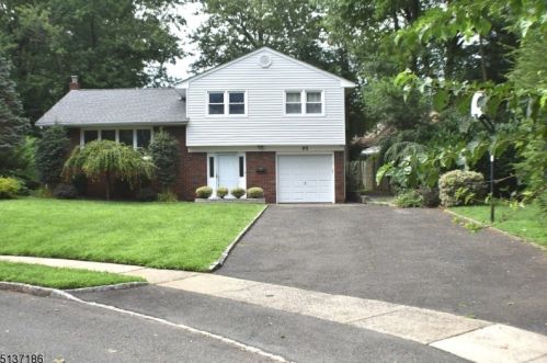 95 Beverly Rd, Springfield NJ  07081-3001 exterior