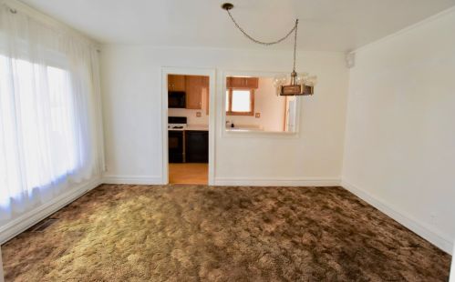 286 Pick Ave, Elmhurst IL 60126-3058 exterior