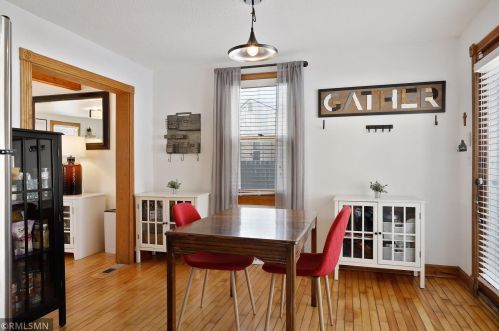 834 Algonquin Ave, Saint Paul MN 55119-3701 exterior