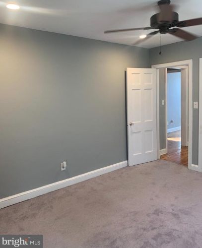 808 Taylor St, Washington DC  20011-5835 exterior