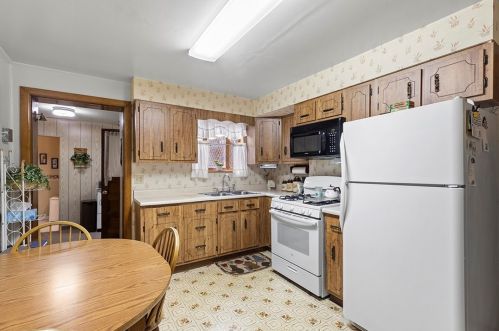 186 45 St, Pittsburgh PA 15201-3056 exterior