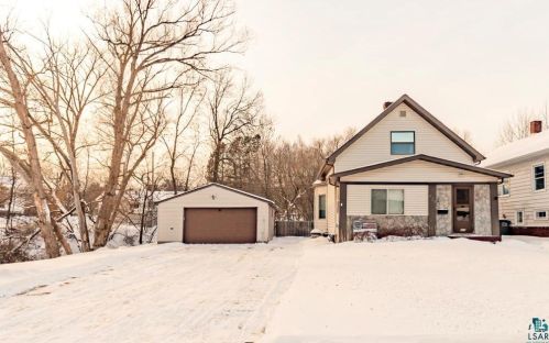 425 71st Ave, Duluth, MN 55807-1842