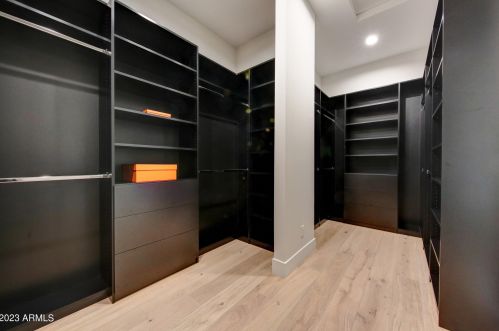 3942 Elm St, Phoenix AZ  85018-3616 exterior