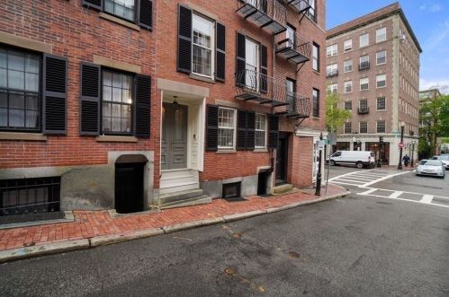 104 Revere St, Boston MA exterior