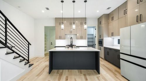 2318 Arroyo Ave, Dallas TX  75219-1707 exterior