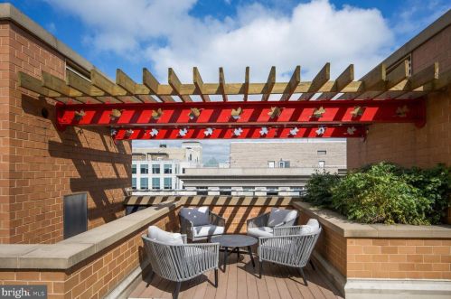 631 D St, Washington DC 20004-2902 exterior