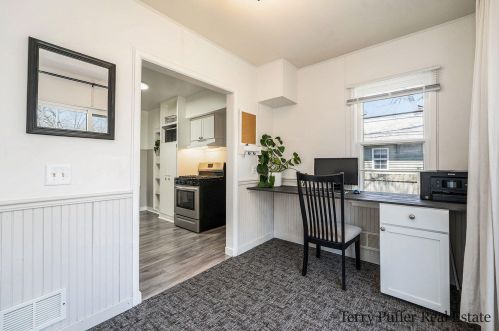 1920 Austin St, Meskegon MI  49442-5904 exterior