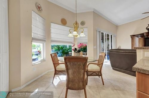 7648 New Holland Way, Boynton Beach FL 33437-6342 exterior