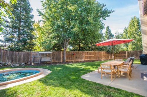 3227 Montrose Way, Folsom CA  95762-9682 exterior