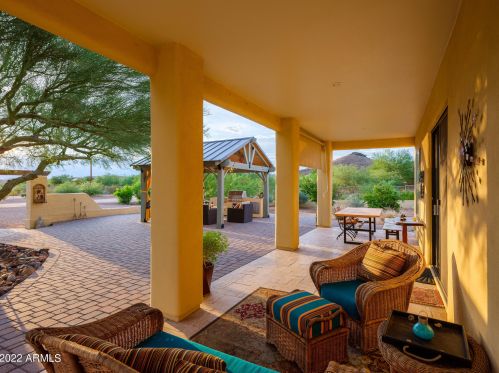 26506 11th Ave, Phoenix AZ  85085-1894 exterior