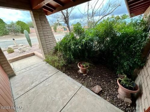 3501 Calexico Ave, Tucson, AZ 85730-2645