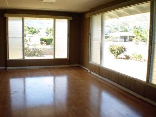 657 Hind Dr, Honolulu HI  96821-1837 exterior