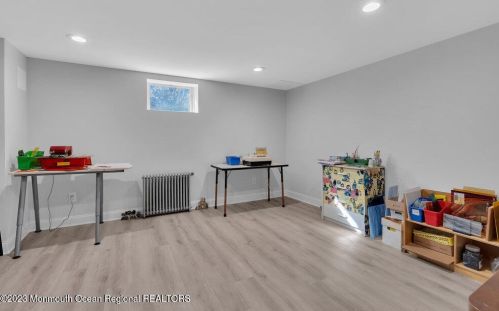 165 New Monmouth Rd, Middletown NJ  07748-2232 exterior